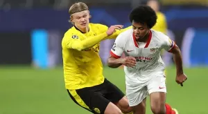 Челси е на "една крачка" от подписа на Жул Кунде