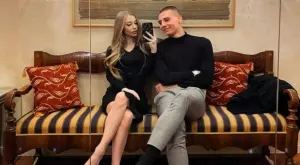 {{ otherArticle[0].article.title }}