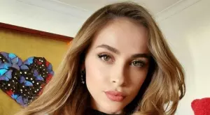 {{ otherArticle[0].article.title }}