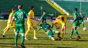 {{ otherArticle[0].article.title }}