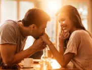 Причина да се влюбиш: 6 аспекта, които мъжете забелязват на първо място у жените