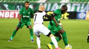 Непретенциозни гърци с офанзива за Момчил Цветанов