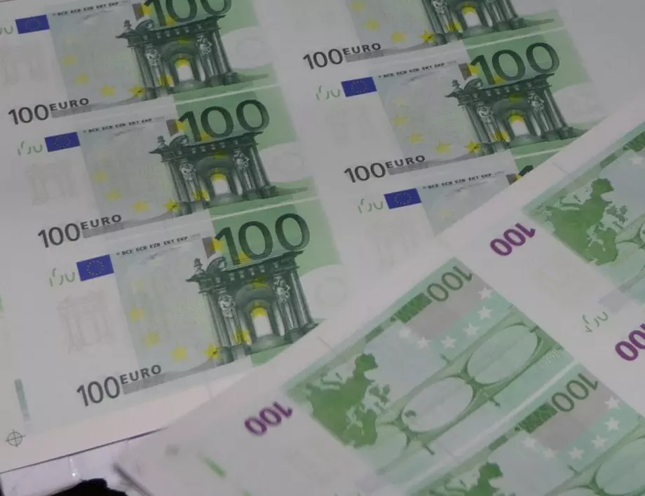 Обвиненият за печатане на фалшиви пари остава в ареста