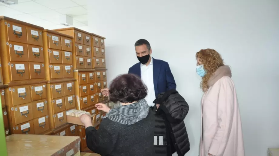 Деница Николова: Бургас ще е център на развитие за следващите 7 г. с гъвкави проекти