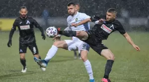 {{ otherArticle[0].article.title }}