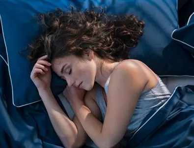 Защо сънната парализа ни кара да виждаме призраци?