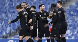 Барселона разгроми Реал Сосиедад и продължи гонитбата с Атлетико в Ла Лига