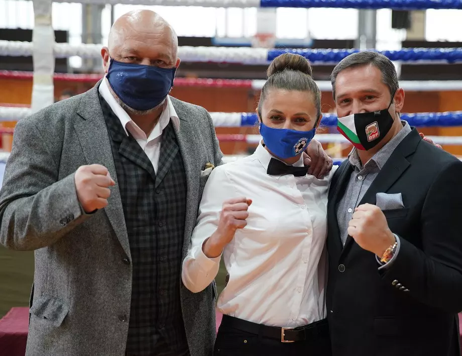 Българският бокс пожела успех на Красен Кралев (СНИМКИ)