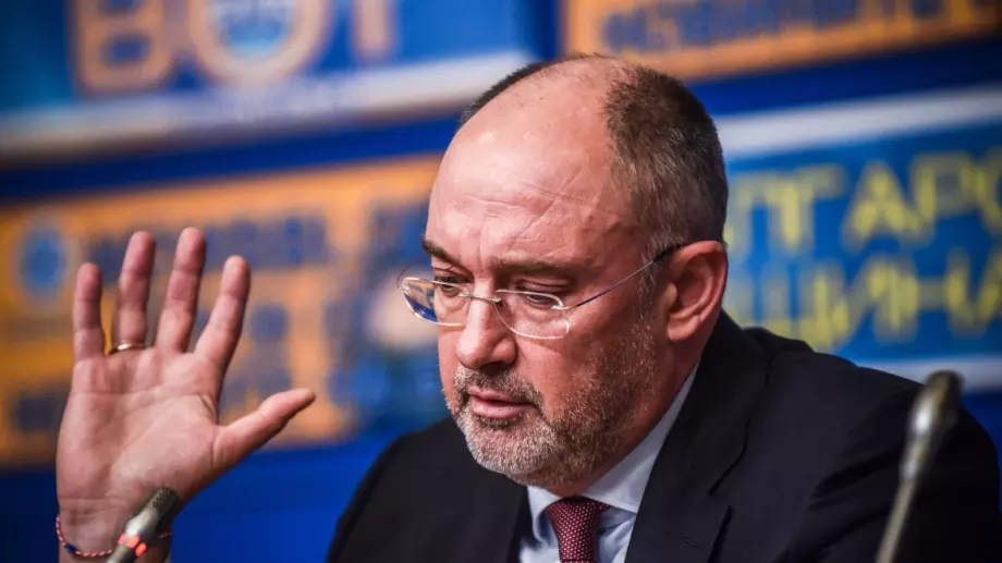 Петър Величков: Проведе ли се честно изборът, Михайлов ще бъде отстранен