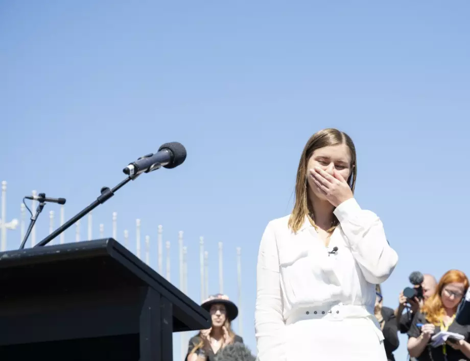 Сексскандал не спира да тресе парламента на Австралия, искат повече жени в политиката