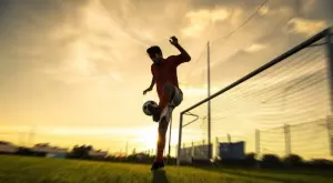 Футбол по телевизията днес (2.04)