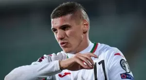 {{ otherArticle[0].article.title }}