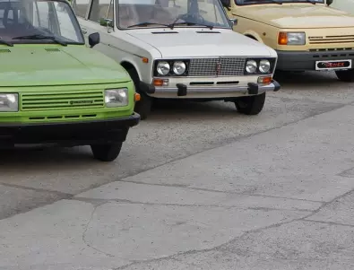 Общинарите в Русе са издали предписание за премахване на близо 400 стари коли