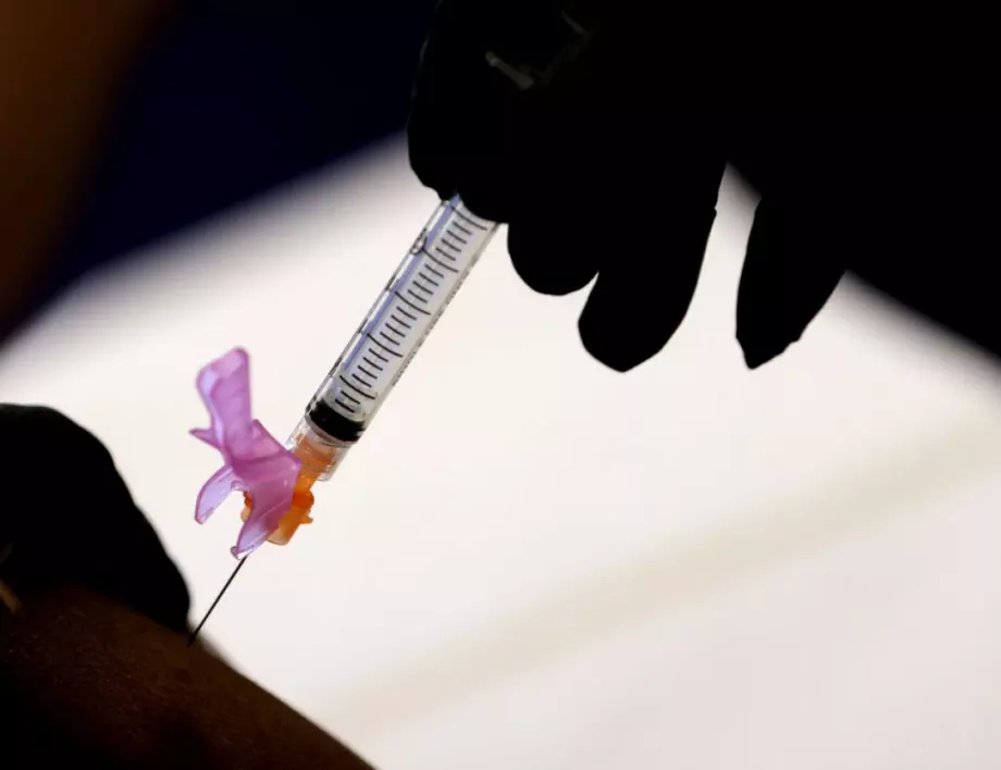 Южна Корея продължава ваксинирането с AstraZeneca 