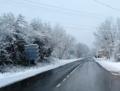 АПИ: Шофьорите, в Смолянско, да са готови за зимни условия