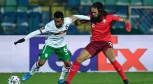 {{ otherArticle[0].article.title }}