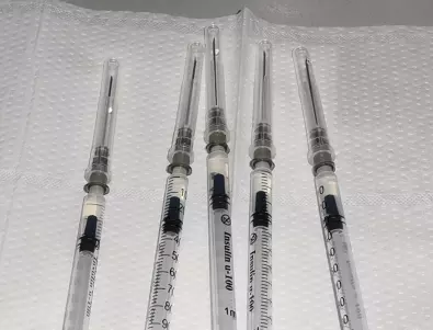 В БАН разработват два прототипа на българска ваксина срещу COVID-19