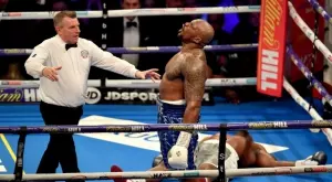Бруталната серия на Уайт за нокаута срещу Поветкин (ВИДЕО)