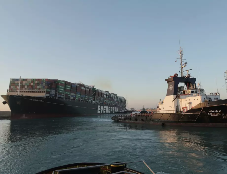 Товарен кораб, пътуващ към Варна, е бил атакуван край Йемен
