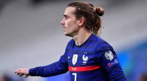 Барселона връща Антоан Гризман на Атлетико и взима Саул Нигес?