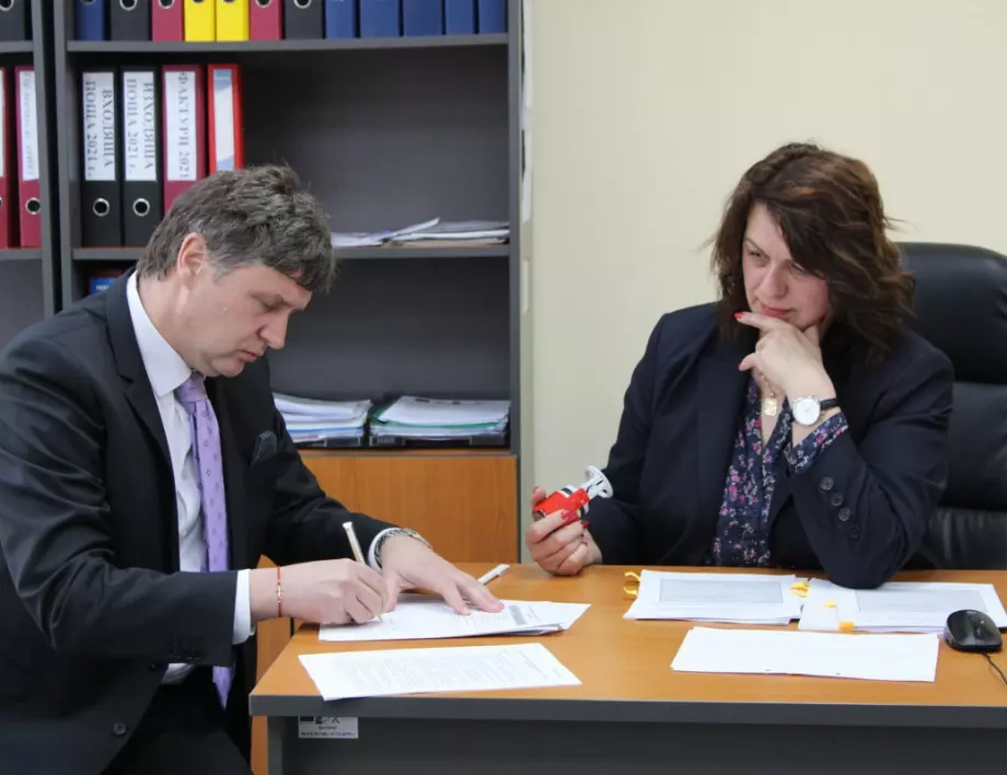 МИГ Самоков подписа административен договор по мярка 7.5 от ВОМР