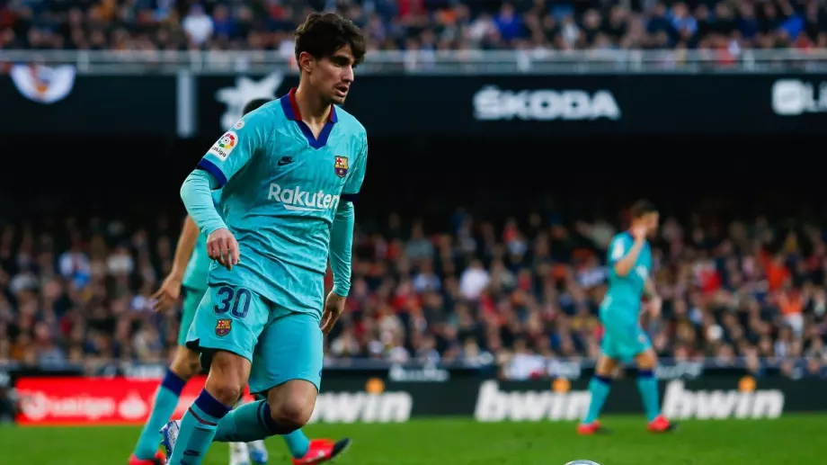 Талант на Барселона се обвърза с клуба до лятото на 2023 година (СНИМКА)