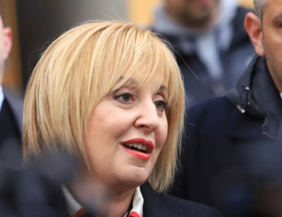 Манолова доволна: ГЕРБ загуби изборите, протестният вот ги спечели