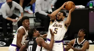 {{ otherArticle[0].article.title }}