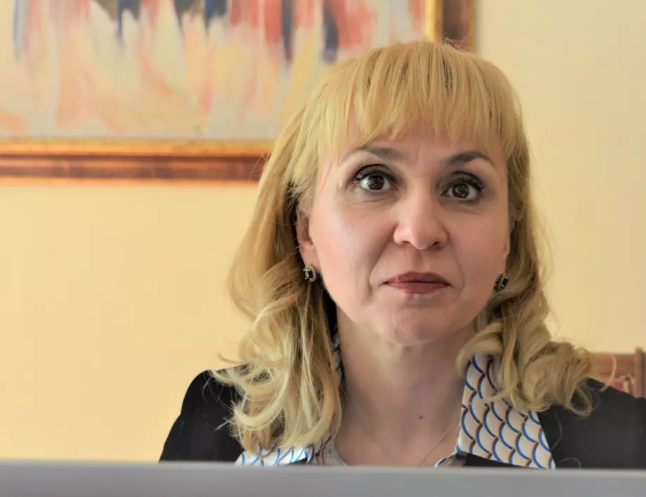 Омбудсманът: Над 100 000 българи не могат да си извадят здравен сертификат, това е несправедливо