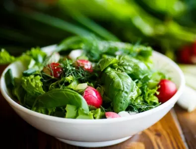 Вредни ли са пресните салати през зимата?