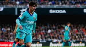 {{ otherArticle[0].article.title }}