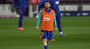 {{ otherArticle[0].article.title }}