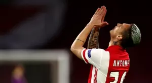 {{ otherArticle[0].article.title }}