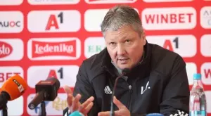 {{ otherArticle[0].article.title }}