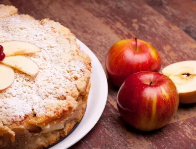 Пригответе най-вкусният сладкиш с ябълки - идеален десерт за лятото