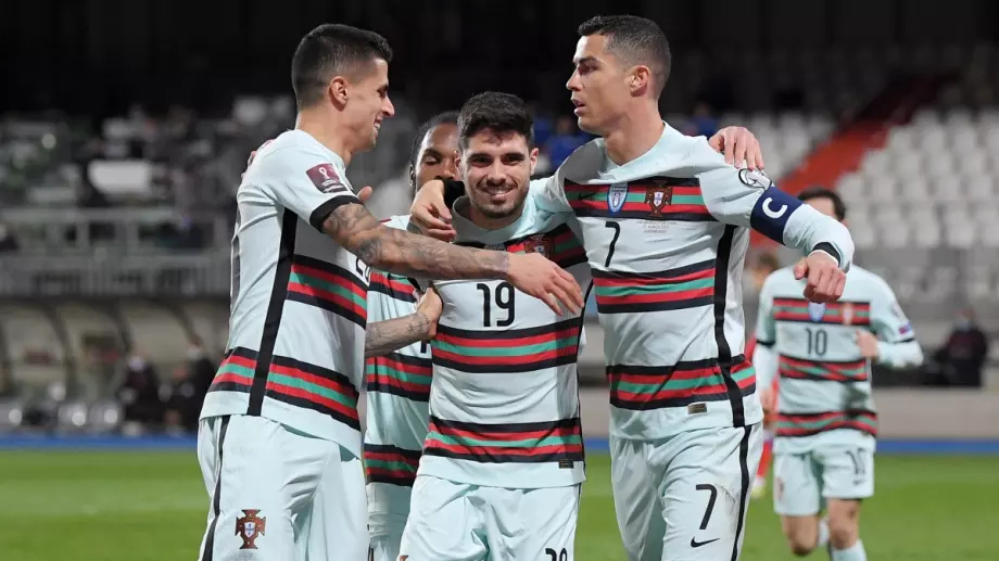 Европейско първенство по футбол екипи: Португалия връща традиция и повтаря "късметлийското" от Евро 2016 (СНИМКИ)