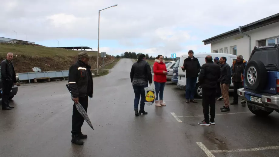 Кметът на Самоков се срещна със собствениците на каруци от седми квартал