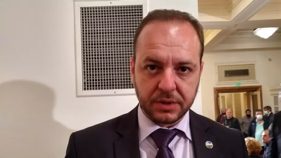 Борислав Сандов: По-вероятната перспектива е за отиване на избори
