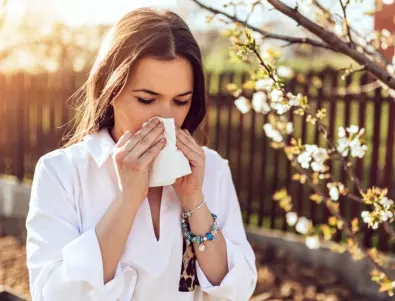 Лекар съветва как да различим алергия от COVID-19