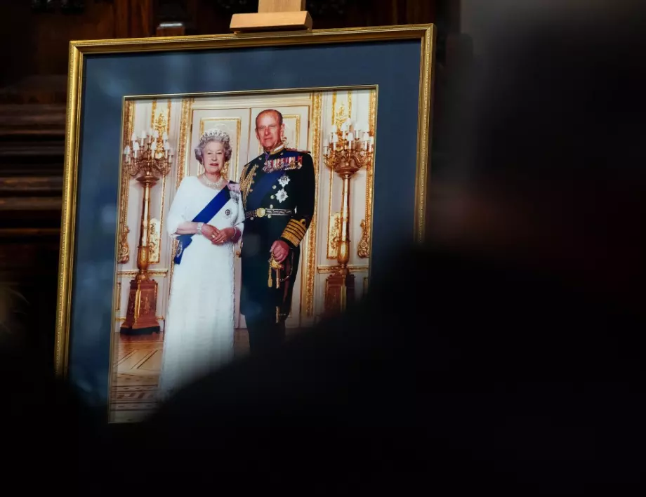 Великобритания замълча за минута в чест на принц Филип