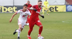 {{ otherArticle[0].article.title }}