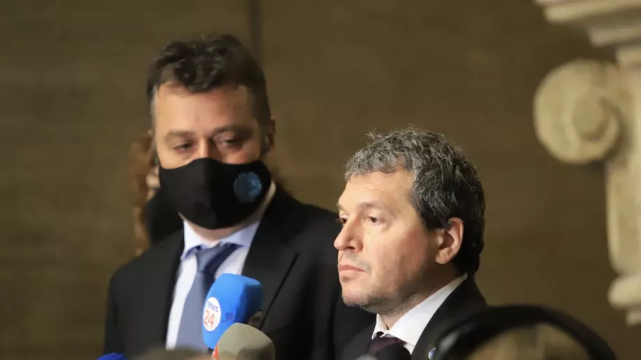Колко дълго ще живее новият парламент. Всичко зависи от "Има такъв народ".