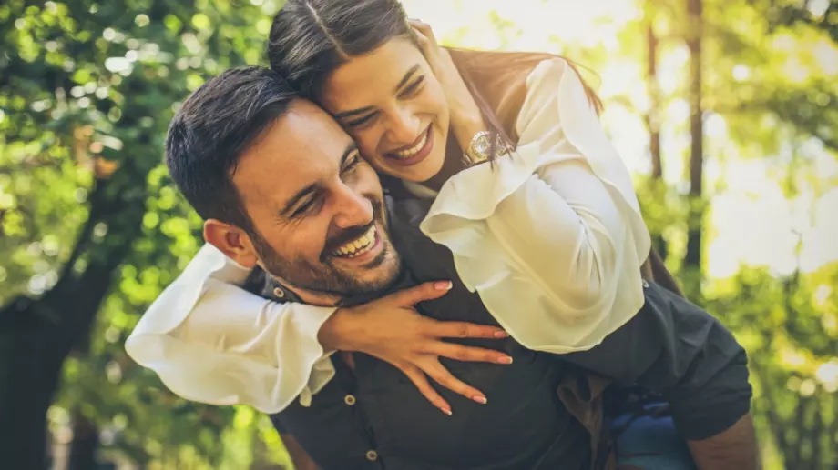 ЛЮБОВЕН хороскоп за този уикенд, 24-25 април