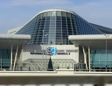 Без опашки на летище София: Въведоха смарт система за проверка на бордни карти