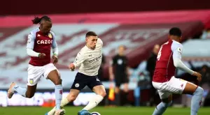 Манчестър Сити докосва титлата след обрат и два червени картона