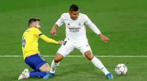 {{ otherArticle[0].article.title }}