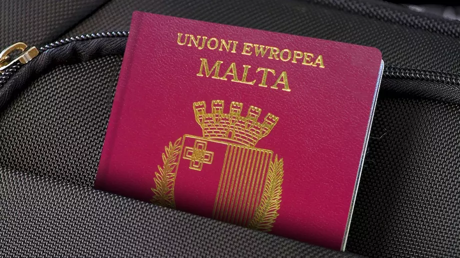 Малта спира издаването на "златни паспорти" на руснаци и беларуси 
