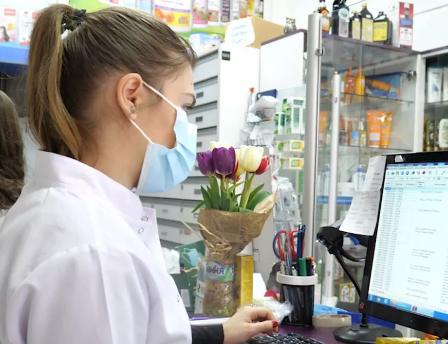 Николай Костов: Тестове в аптеките има, но липсват антикоагуланти