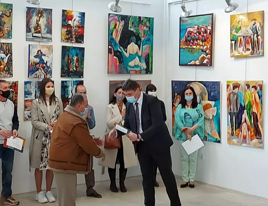 "Фестивал на картината" отвори врати в Художествената галерия "Проф. Васил Захариев" в Самоков