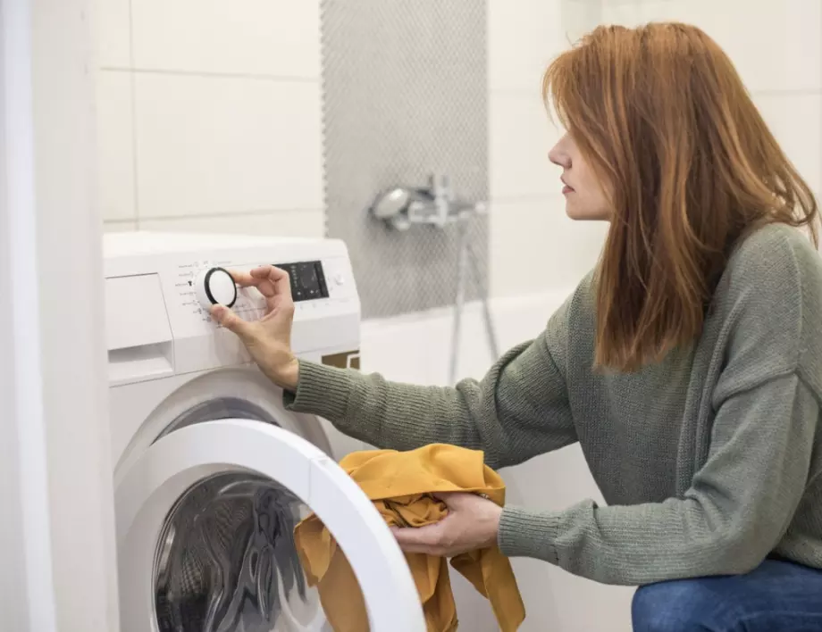 Триковете за пране в пералня, които ще улеснят живота на всяка домакиня
